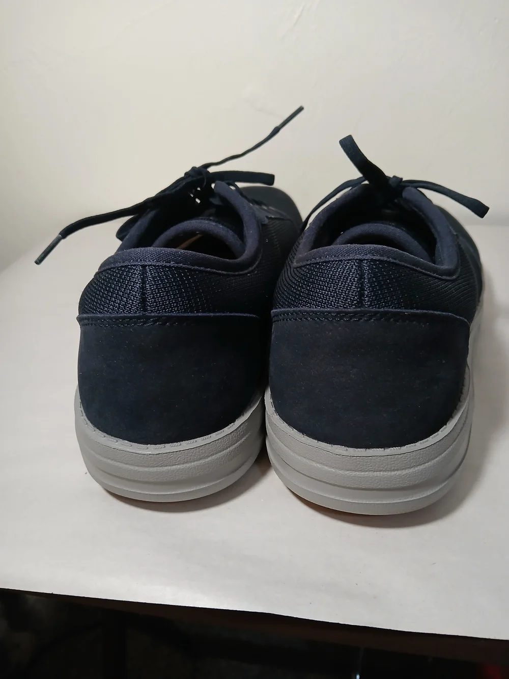 Itazero Men's Navy Blue Orthopedic-Style Sneakers Sz. 9.5